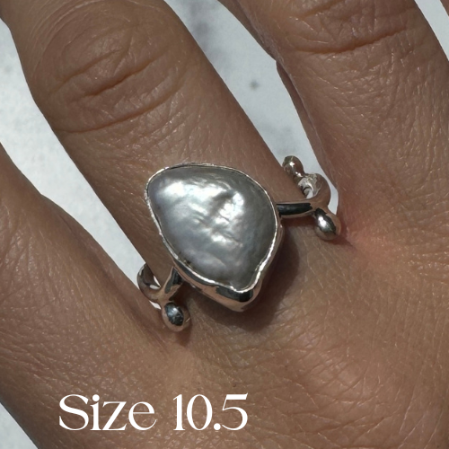 Keshi Pearl Stackers *cannot be resized*