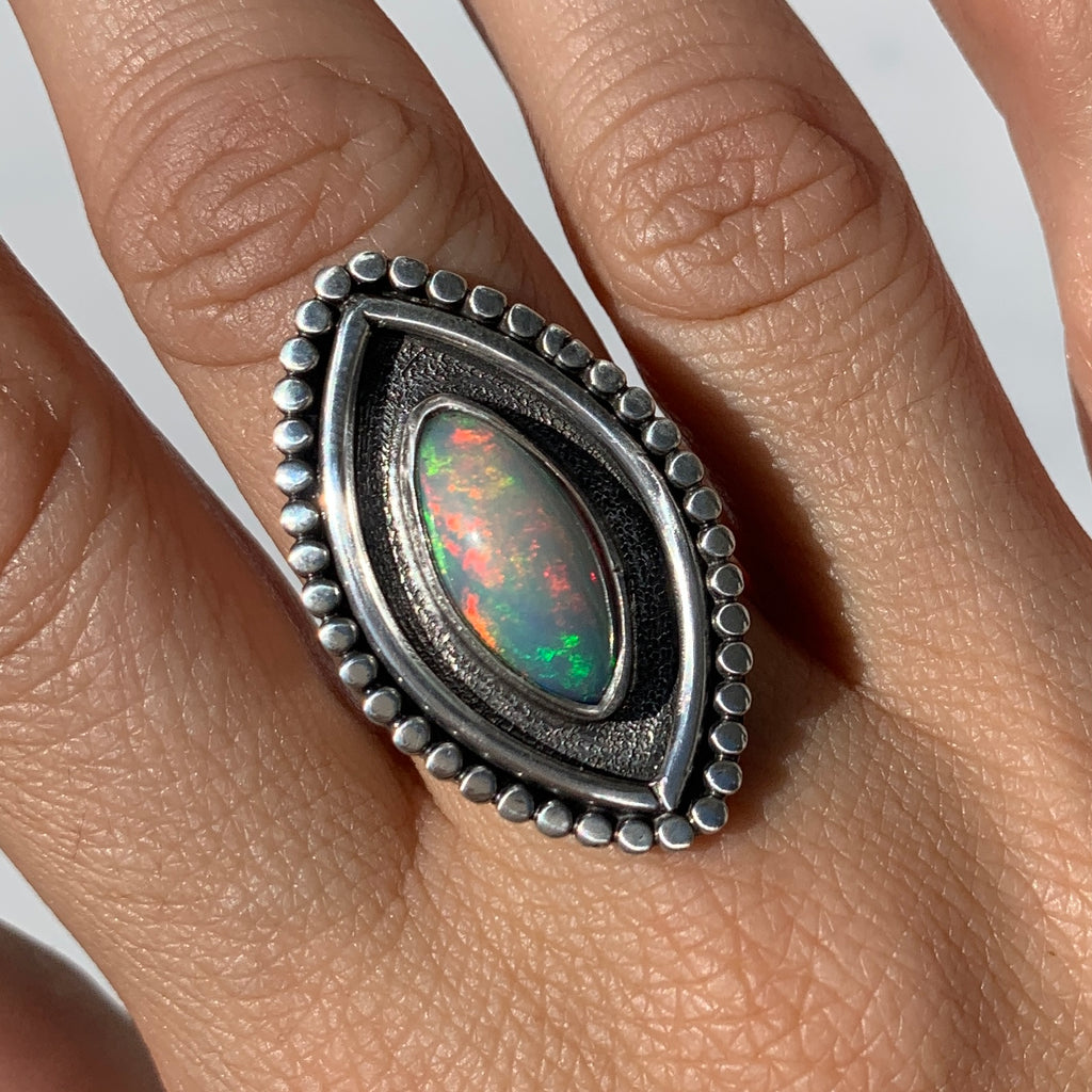 Welo Opal Beaded Shadowbox Ring