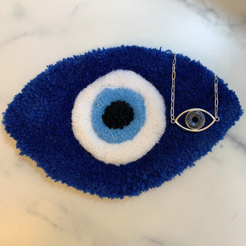 Minnie Evil Eye Choker & Art Racc Mini Rug