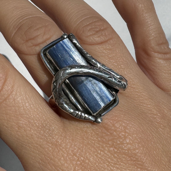 Kyanite Snake Ring