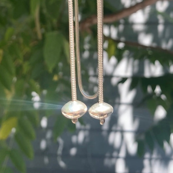 Crybaby Chain Bolo with Labradorite