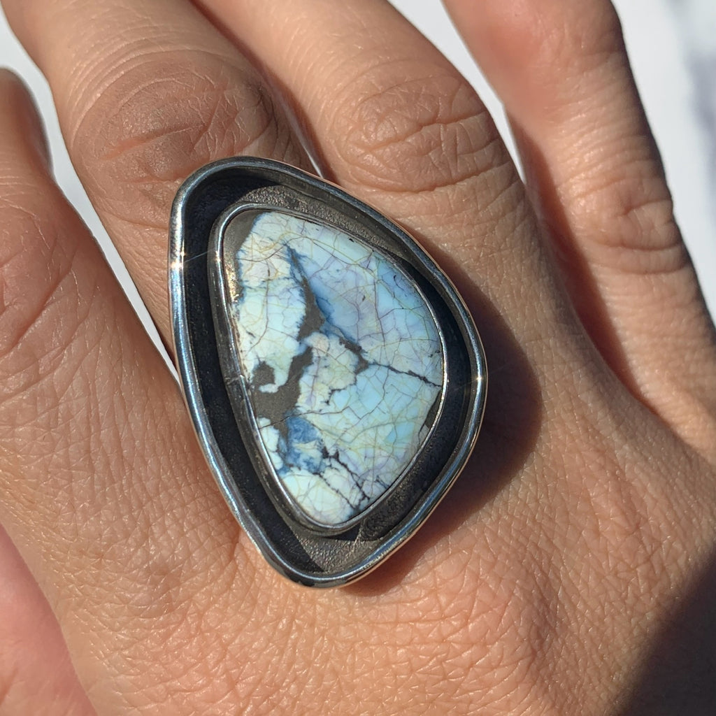 Hotsonite Shadowbox Ring