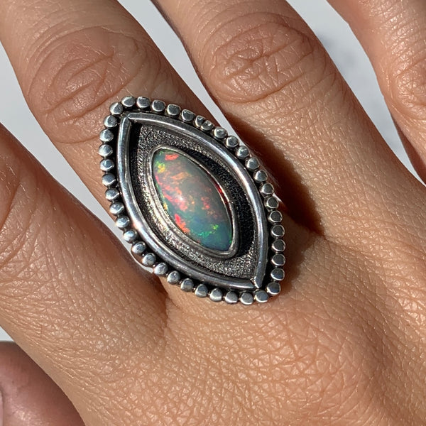 Welo Opal Beaded Shadowbox Ring