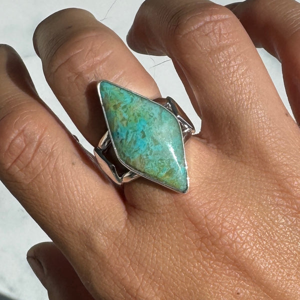 Kingman Turquoise Three of Diamonds Ring