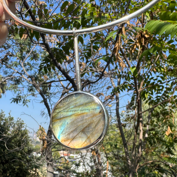 Labradorite Pendulum Wire Choker
