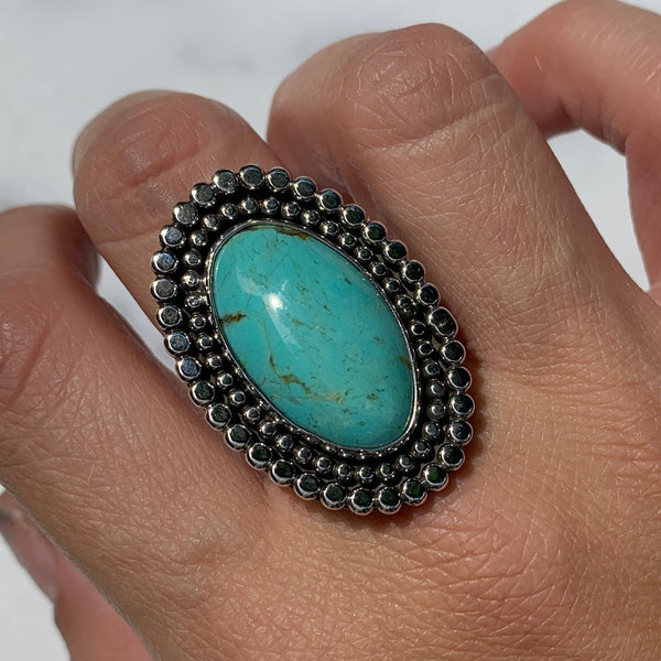 Number 8 Turquoise Bead Border Ring