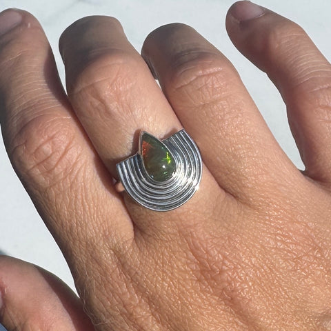 Smoked Welo Opal Portal Ring